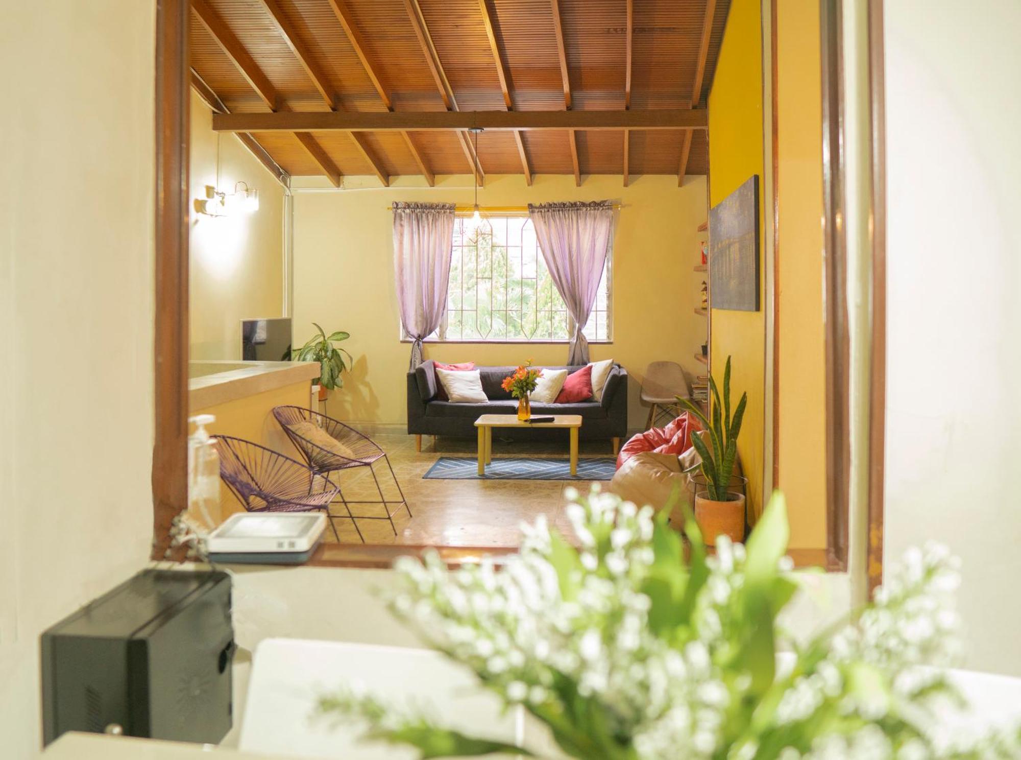 Buntes House-Casa Hotel Laureles-Estadio เมเดยิน ภายนอก รูปภาพ
