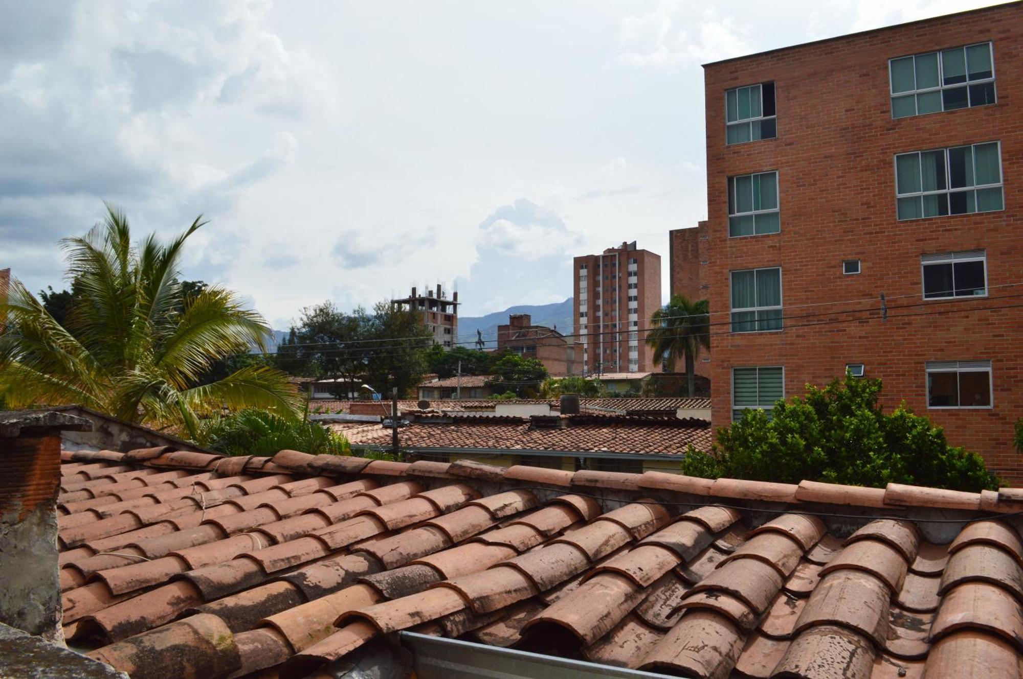 Buntes House-Casa Hotel Laureles-Estadio เมเดยิน ภายนอก รูปภาพ